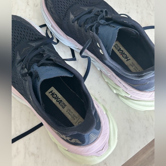 Hoka One One Clifton Edge Outer Space Orchid Hush 2020 size 10 W size 8.5 M - Picture 7 of 9